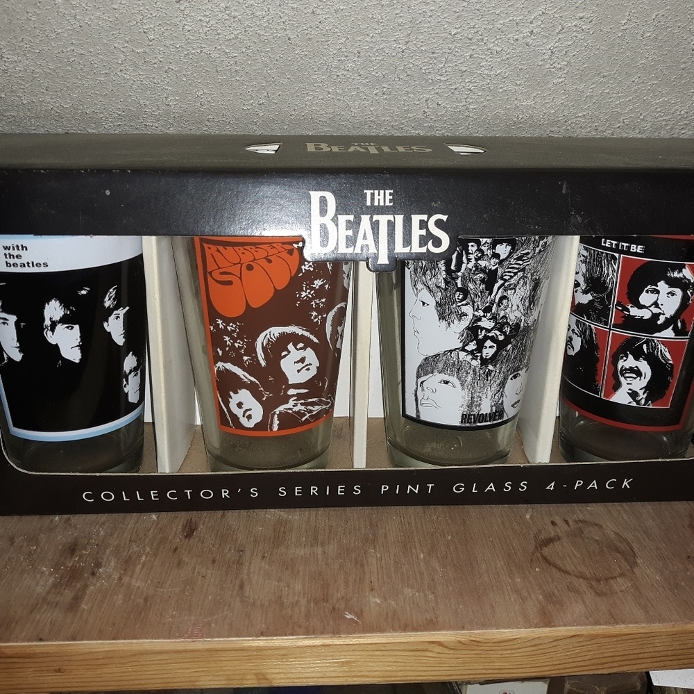 The Beatles Pint Glasses Collection